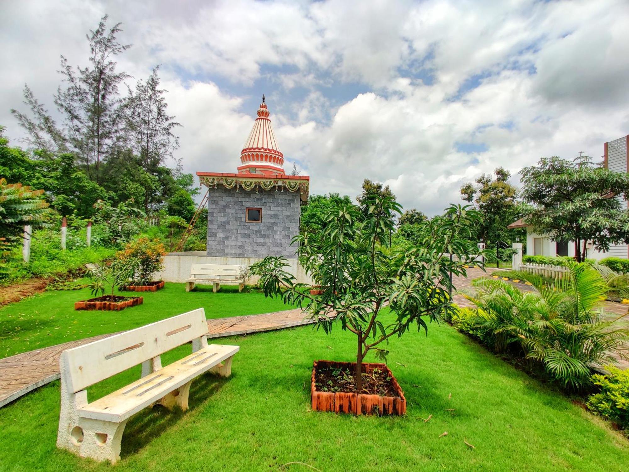 Pushpam Sanskruti Resort Karjat - A Pure Veg Resort Dhamni Екстериор снимка